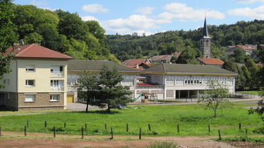 Groupe Scolaire